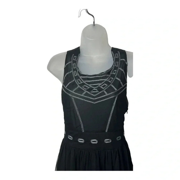 1412. MILLAU EMBROIDERED MESH MINI DRESS SIZE SMALL BLACK W/GRAY EMBROIDERY - Picture 3 of 9